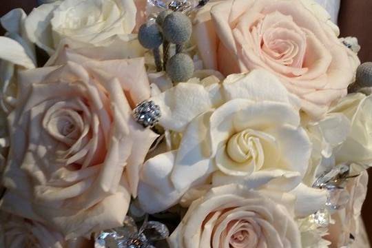 Blush and white wedding bouquet