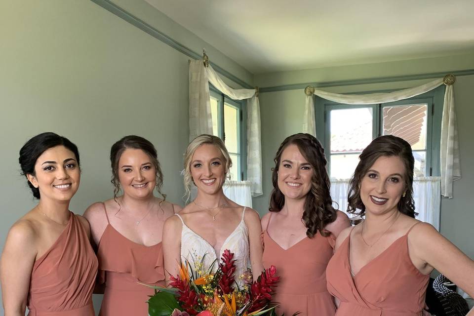 Pictures with bridesmaids