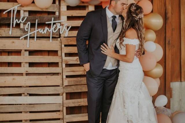 Peachy Balloon Decor