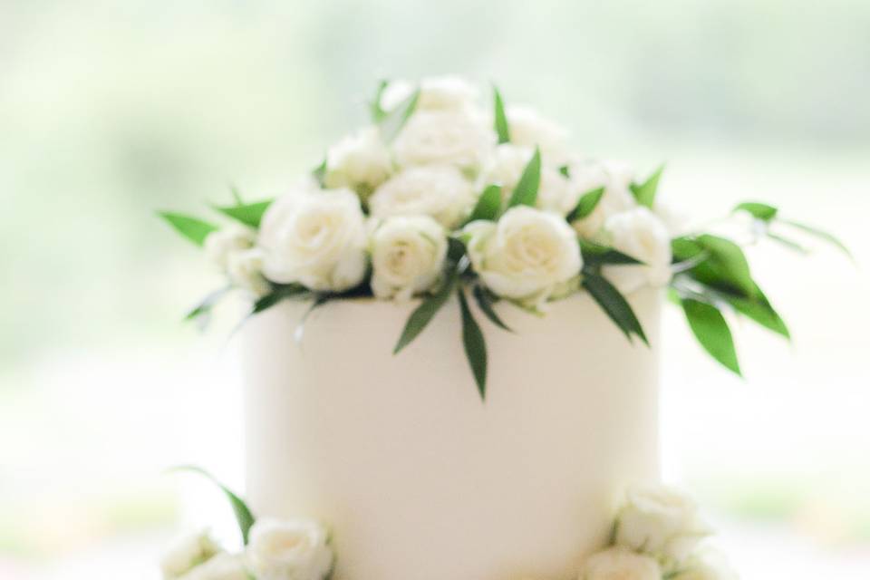 Roses and Ruscus Wedding Cake