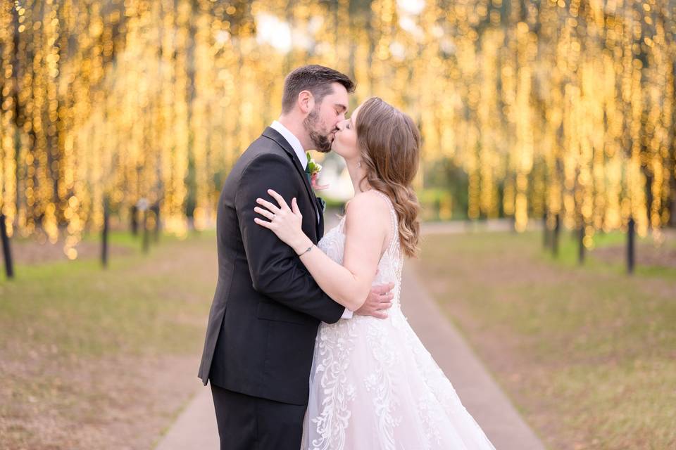 Kiss at Brookgreen Gardens