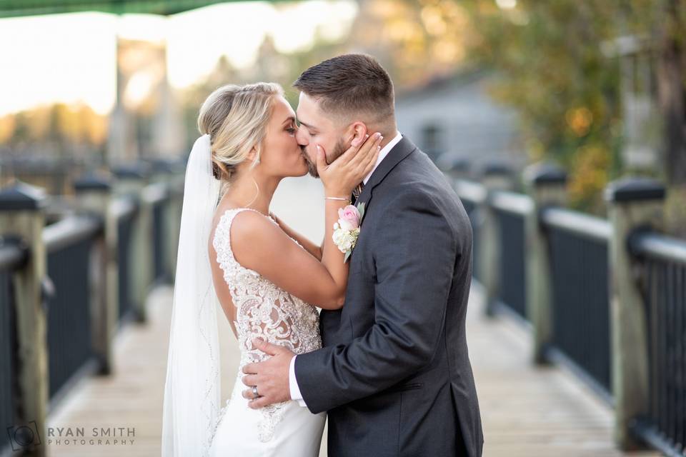 Kiss on the Riverwalk - Conway