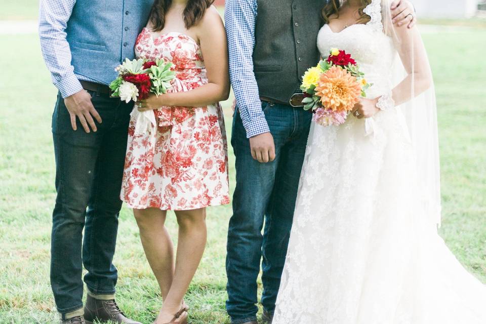 Couple with bridesmaid and groomsmen