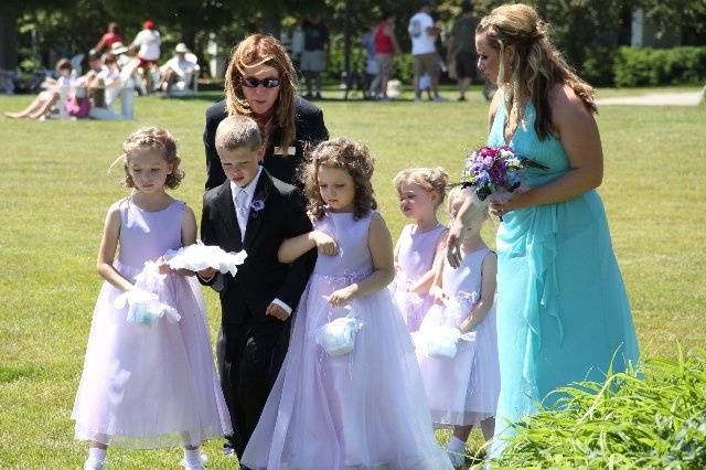 Kids at the wedding