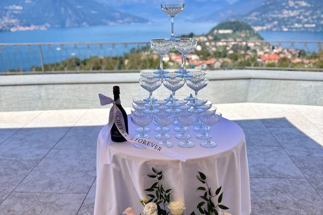 Prosecco tower