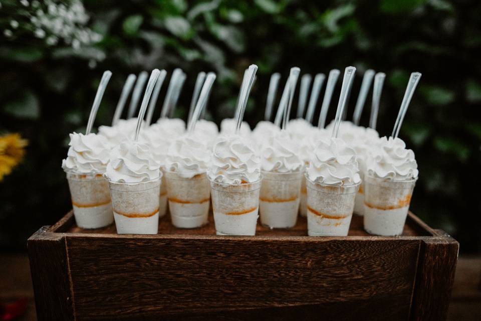 Dessert cups