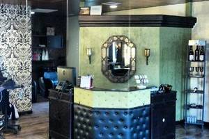 Chocolate BLonde Salon