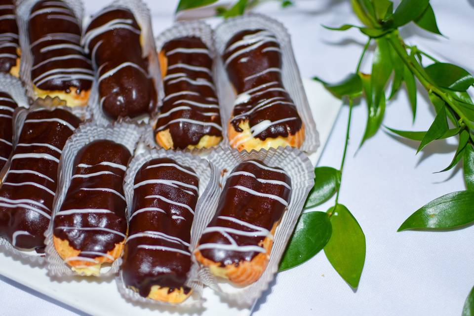 Eclairs