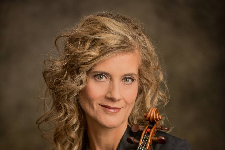 Alison Lawson-owner/violin