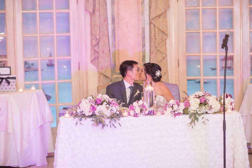 Head Table Arrangement