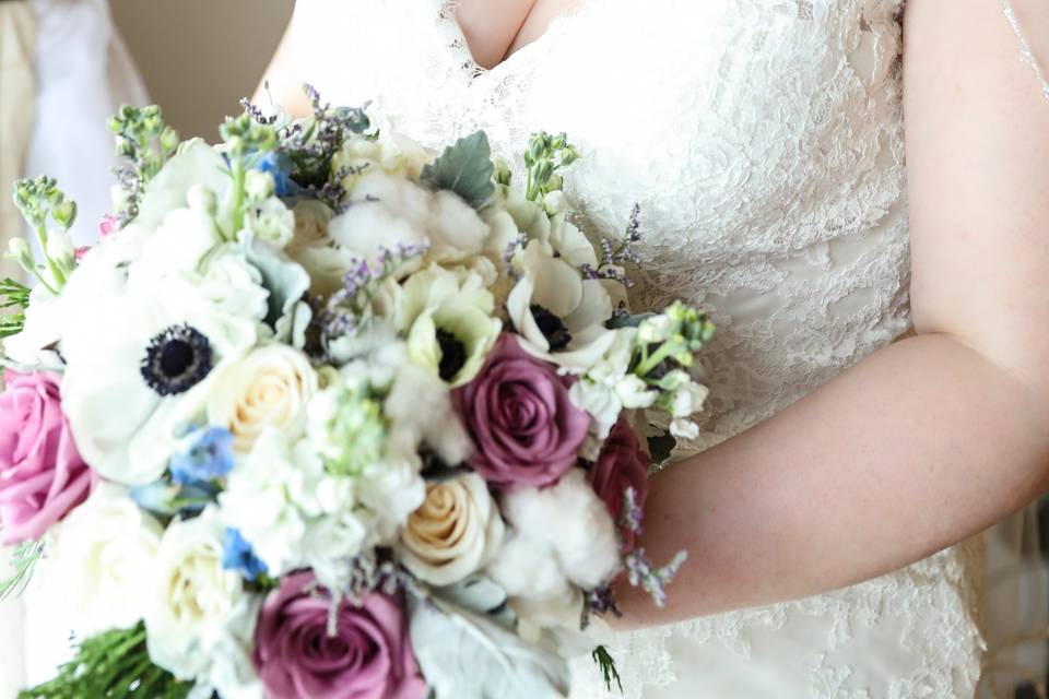 Anemone & Cotton Bouquet