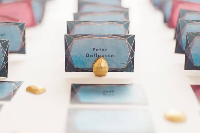 Place-card