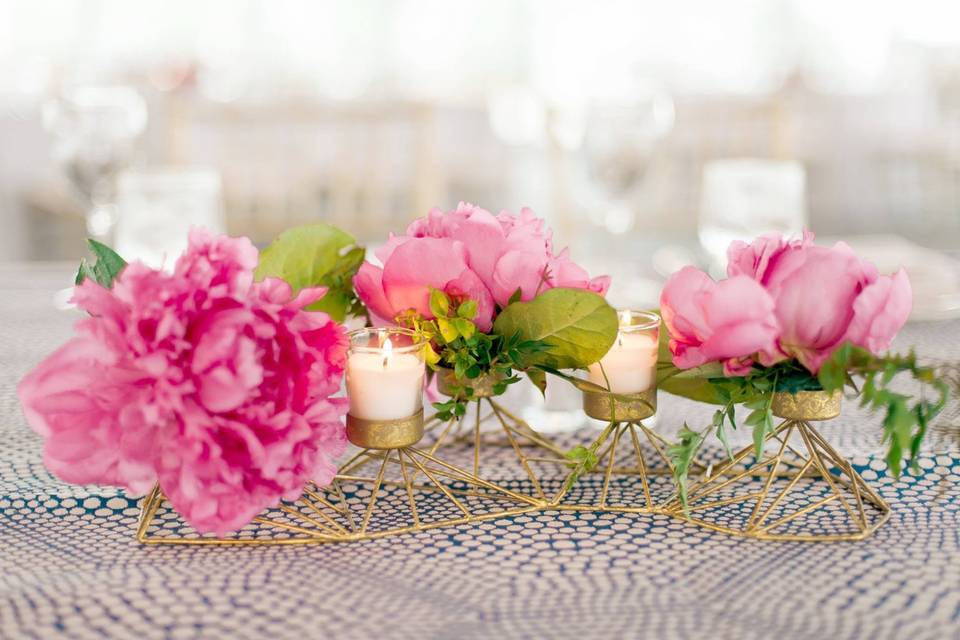 Flower and candle decor