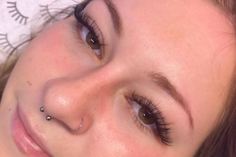 Volume Lash Extensions