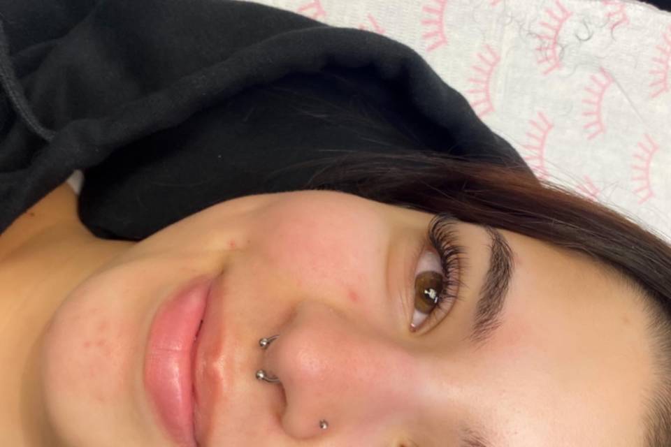 Hybrid Lash Extensions