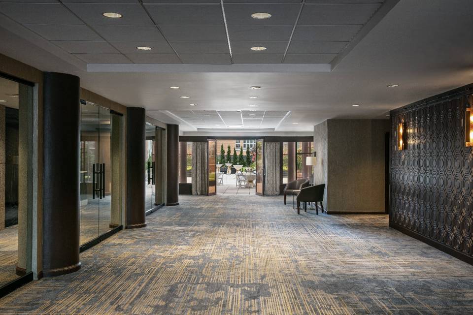 Sheraton LaGuardia East Hotel
