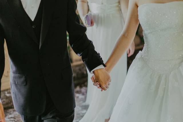 Four Seasons Island Resort