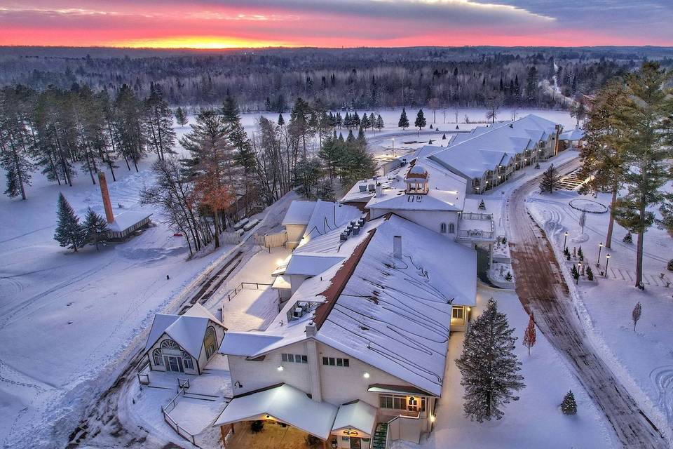 Four Seasons Island Resort