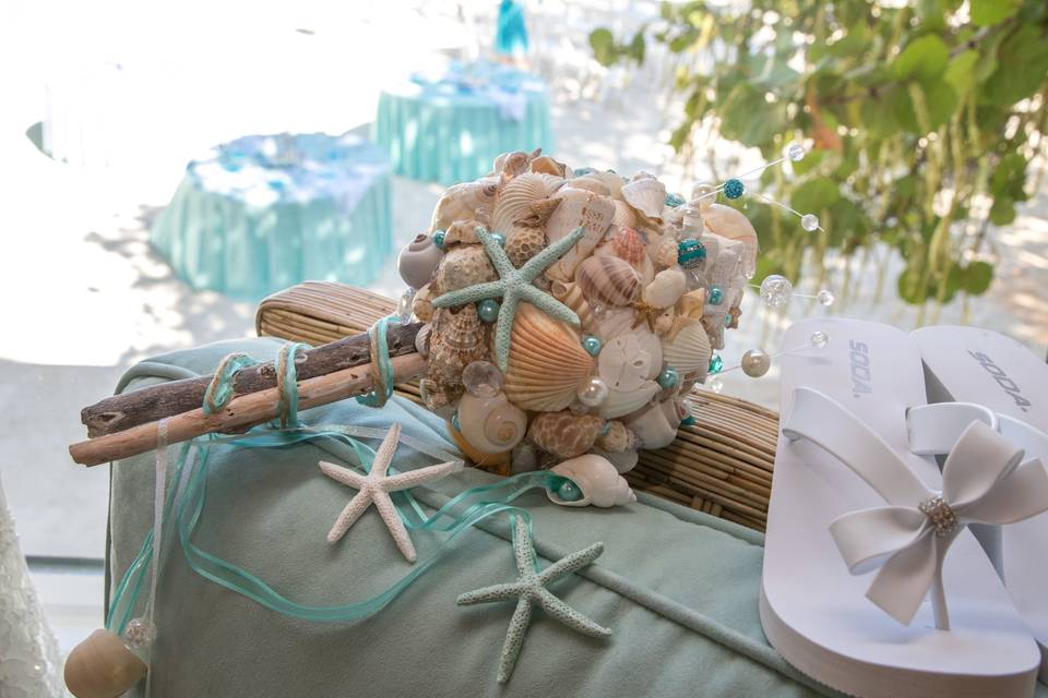 Seashell and starfish bridal bouquet