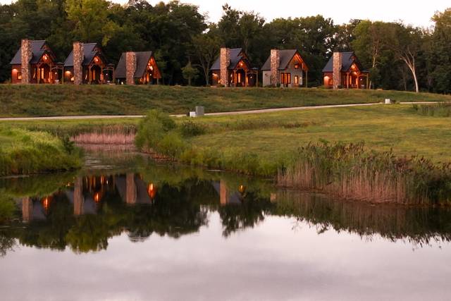 Dragonfly Lakes Wedding Venue