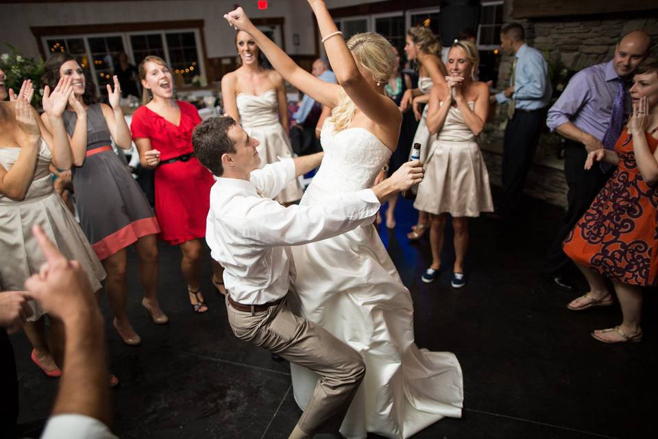 Couple dancing at The Arbors