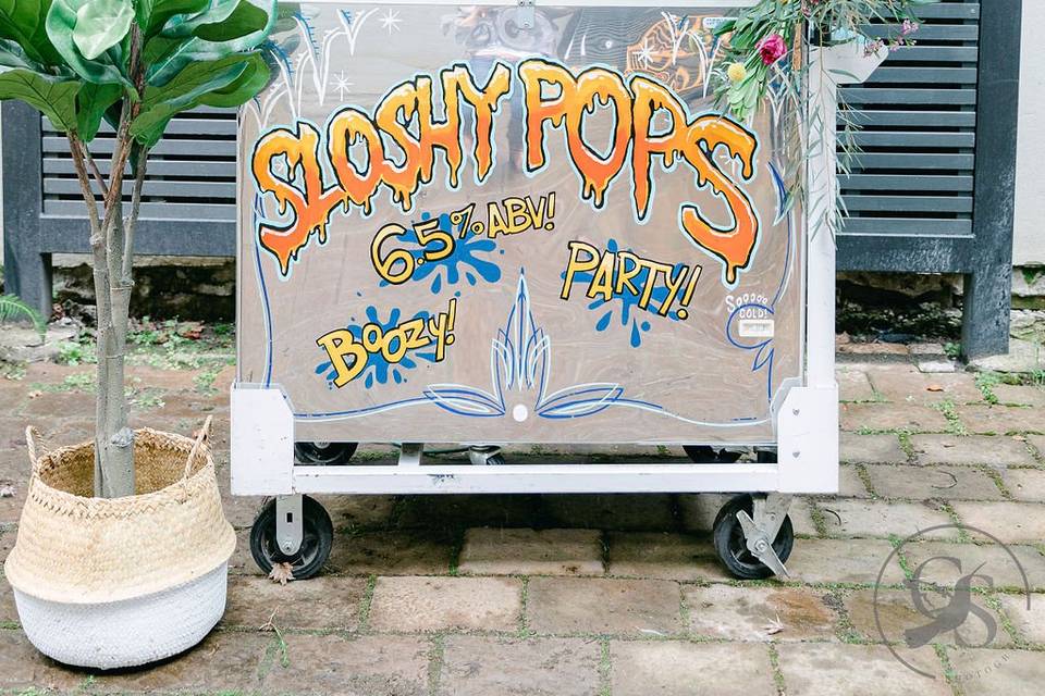 Boozy popsicles by Sloshy Pops