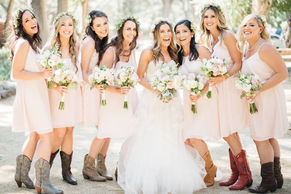 The bride with her bridesmaids