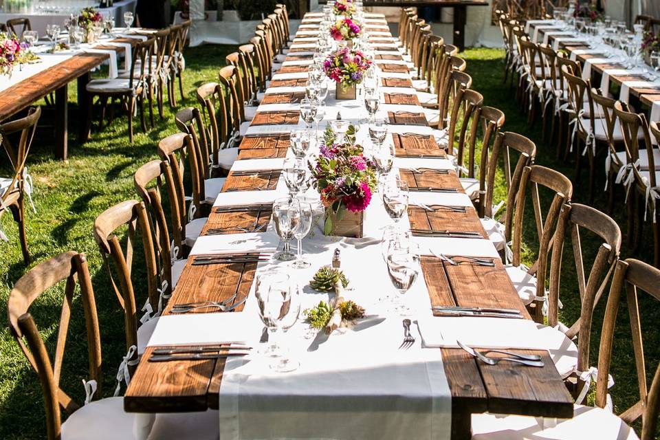 How Do You Keep Food Cold for a Wedding Reception? – Elite Tents and Events