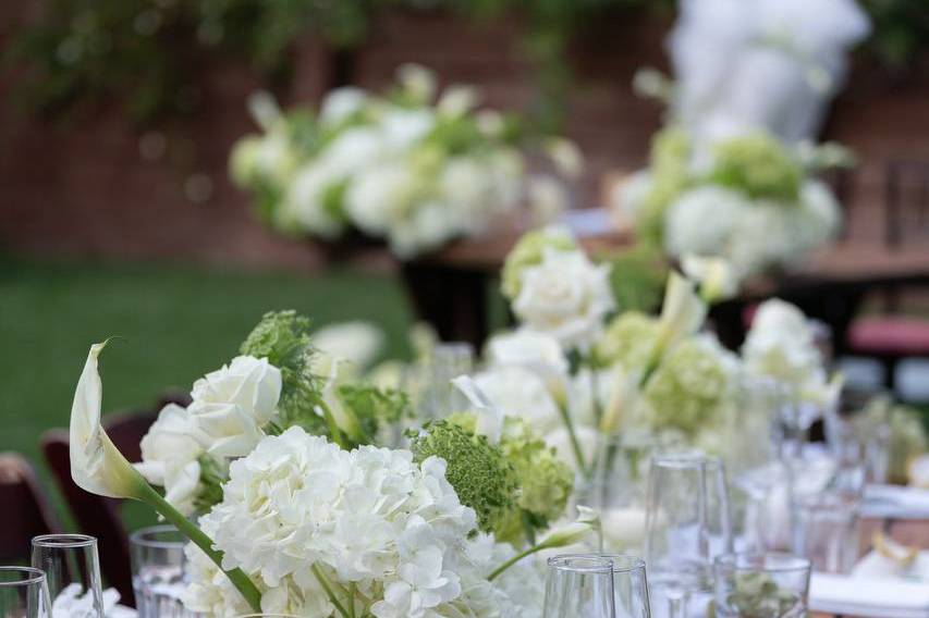 Guest table centerpieces