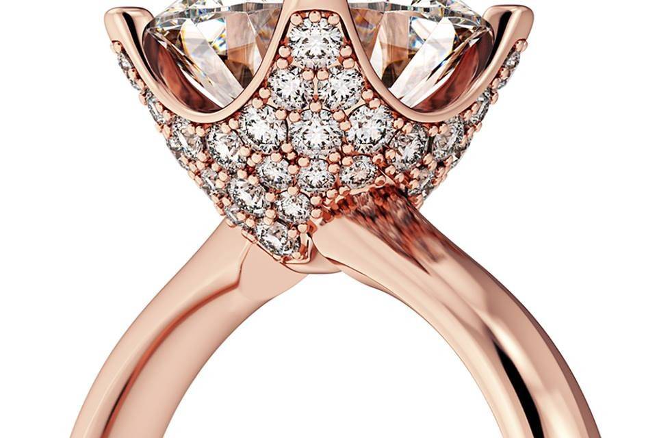 Rose gold ring with diamond