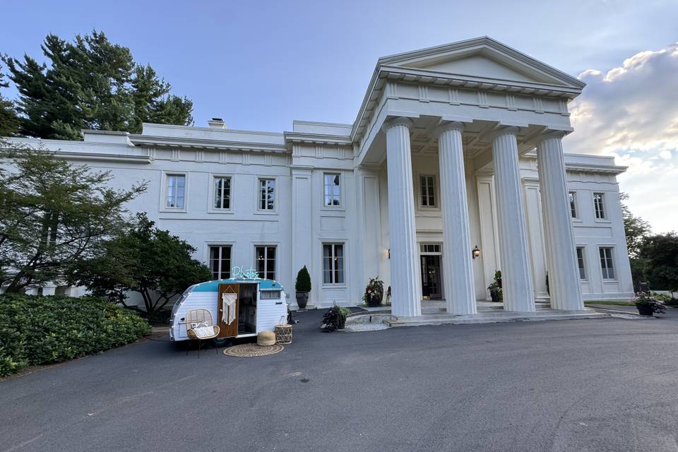 Dolly the Photo Camper