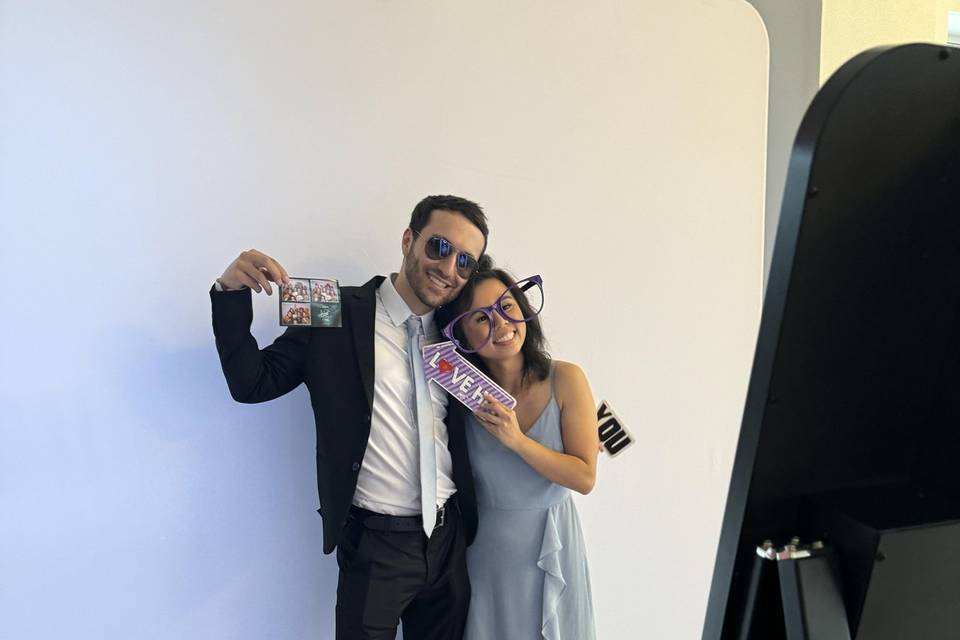 Magic Mirror Photo Booth