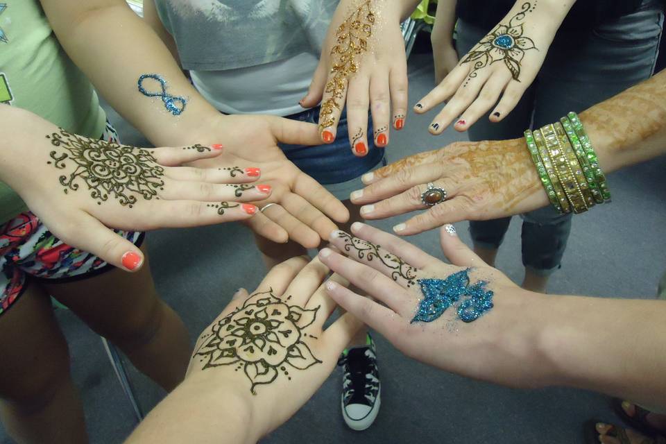 Henna Teen Party