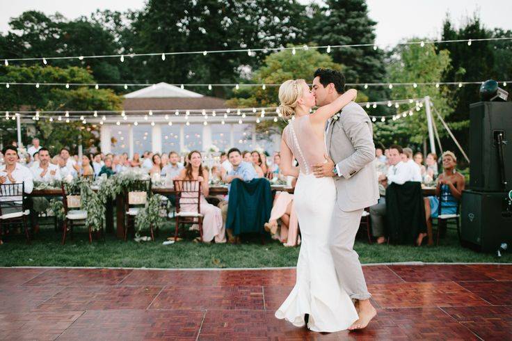 Open air dance floor