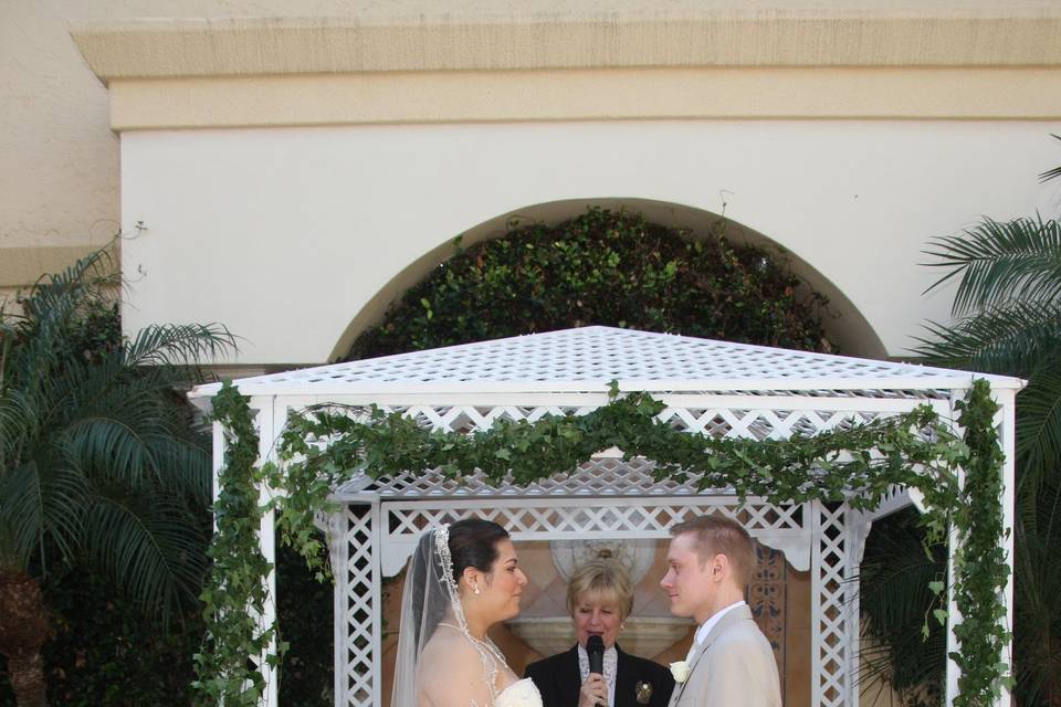 Benvenutos Banquet Courtyard, Boynton Beach