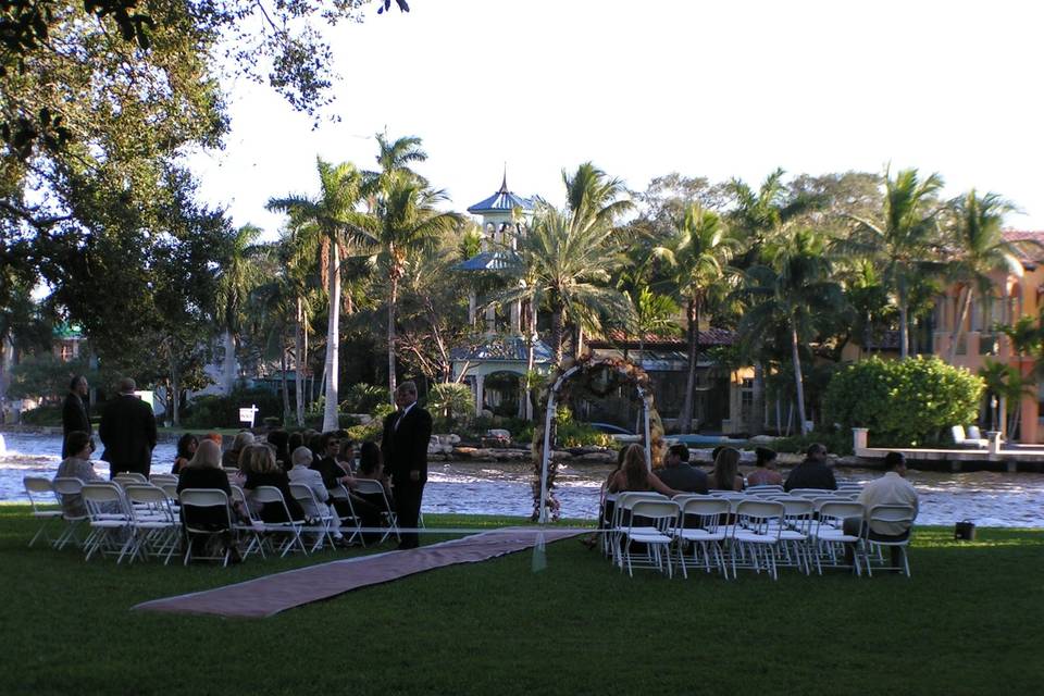 Collee Hammock Park for ceremonies,  by Las Olas Blvd.