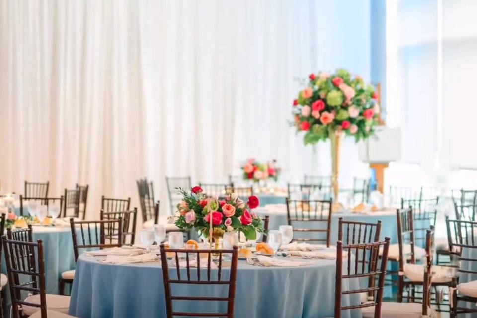 Low and elevated centerpieces
