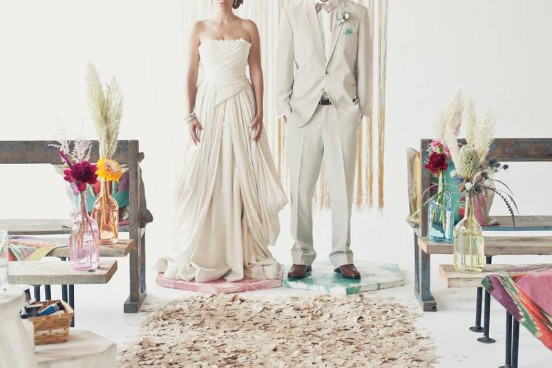 confetti isle, silk dye dipped backdrop, flowers by Charlie and Olivia
