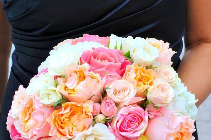 Ruffly bridal bouquet. Garden roses, roses and baby pink roses.
