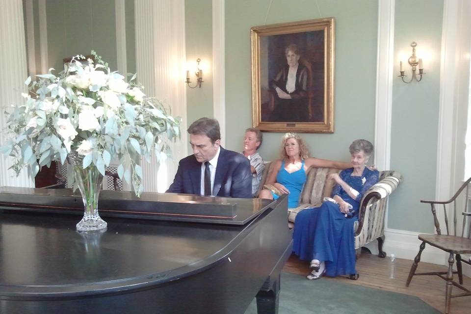 Dan McMurrough, Pianist