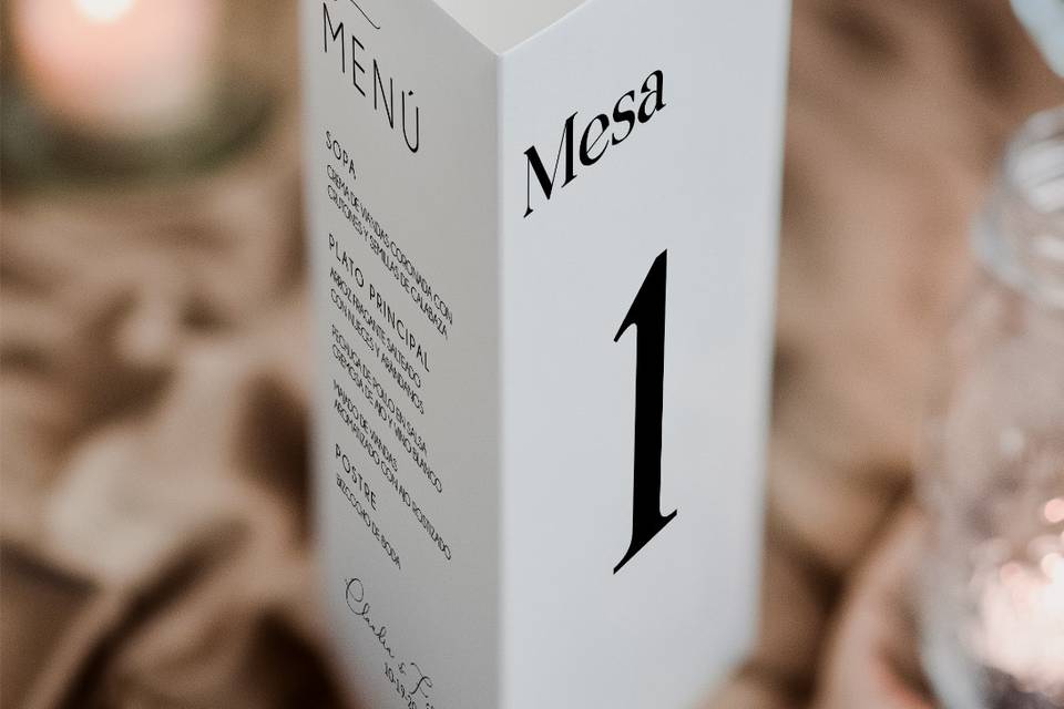 Trifold table number