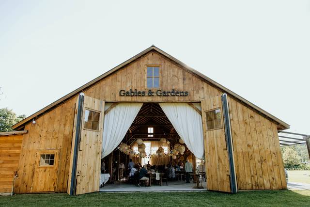 Gables & Gardens