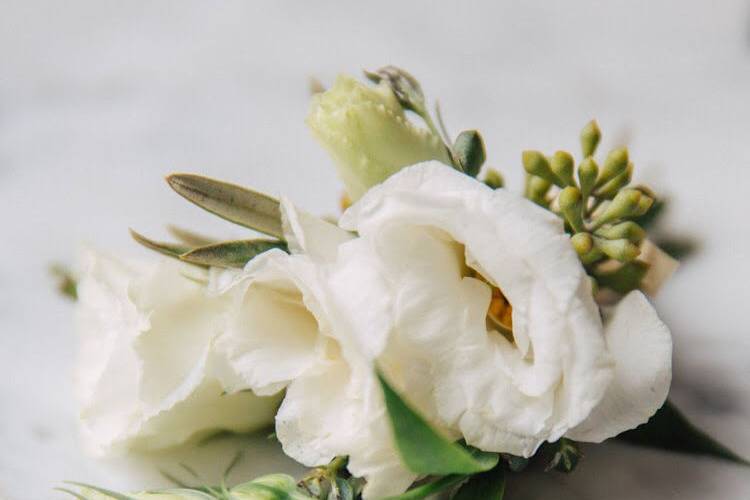 Delicate lisianthus and eucaly