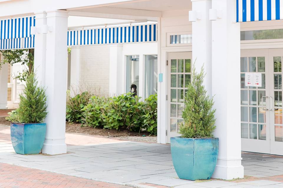 Sea Crest Beach Hotel - Venue - North Falmouth, MA - WeddingWire