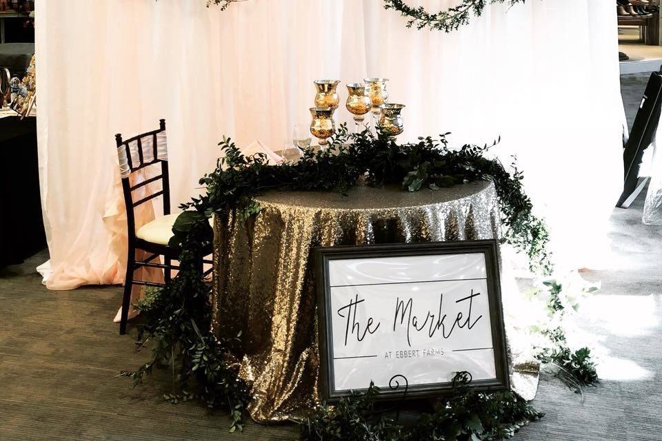 Sweetheart table