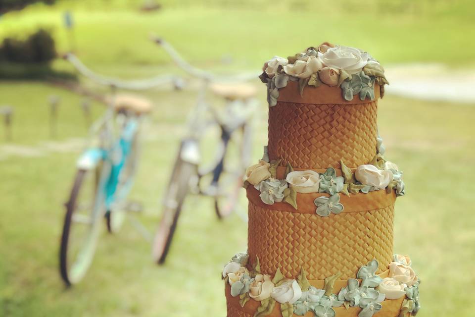 Flower basket cake