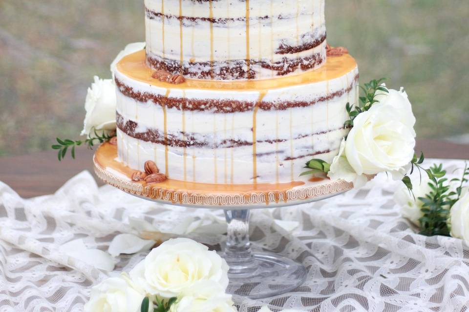 Semi naked caramel cake