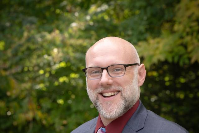Simon Clark Officiant