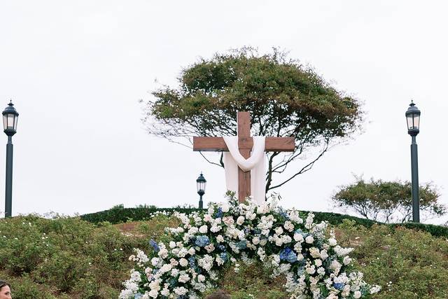 Ceremony arch