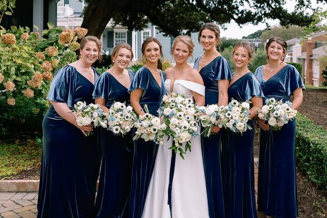 Bridesmaid bouquets